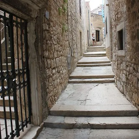 Apartamento Tisno-lujini Dvori