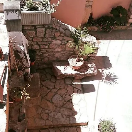 Apartamento Tisno-lujini Dvori *