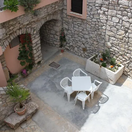 Tisno-lujini Dvori Apartamento Tisno