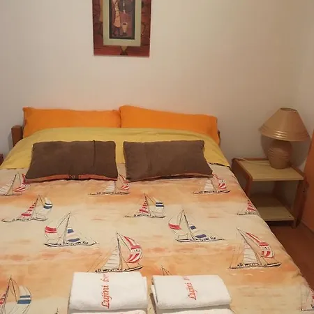 Tisno-lujini Dvori Apartamento Tisno